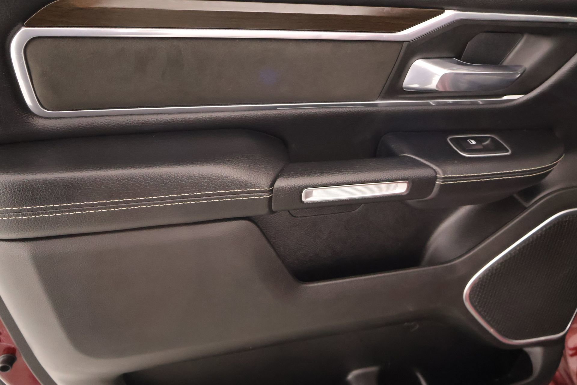 Used 2022 RAM 1500 Laramie image 17