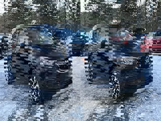 Used 2021 Buick Encore Preferred image 19