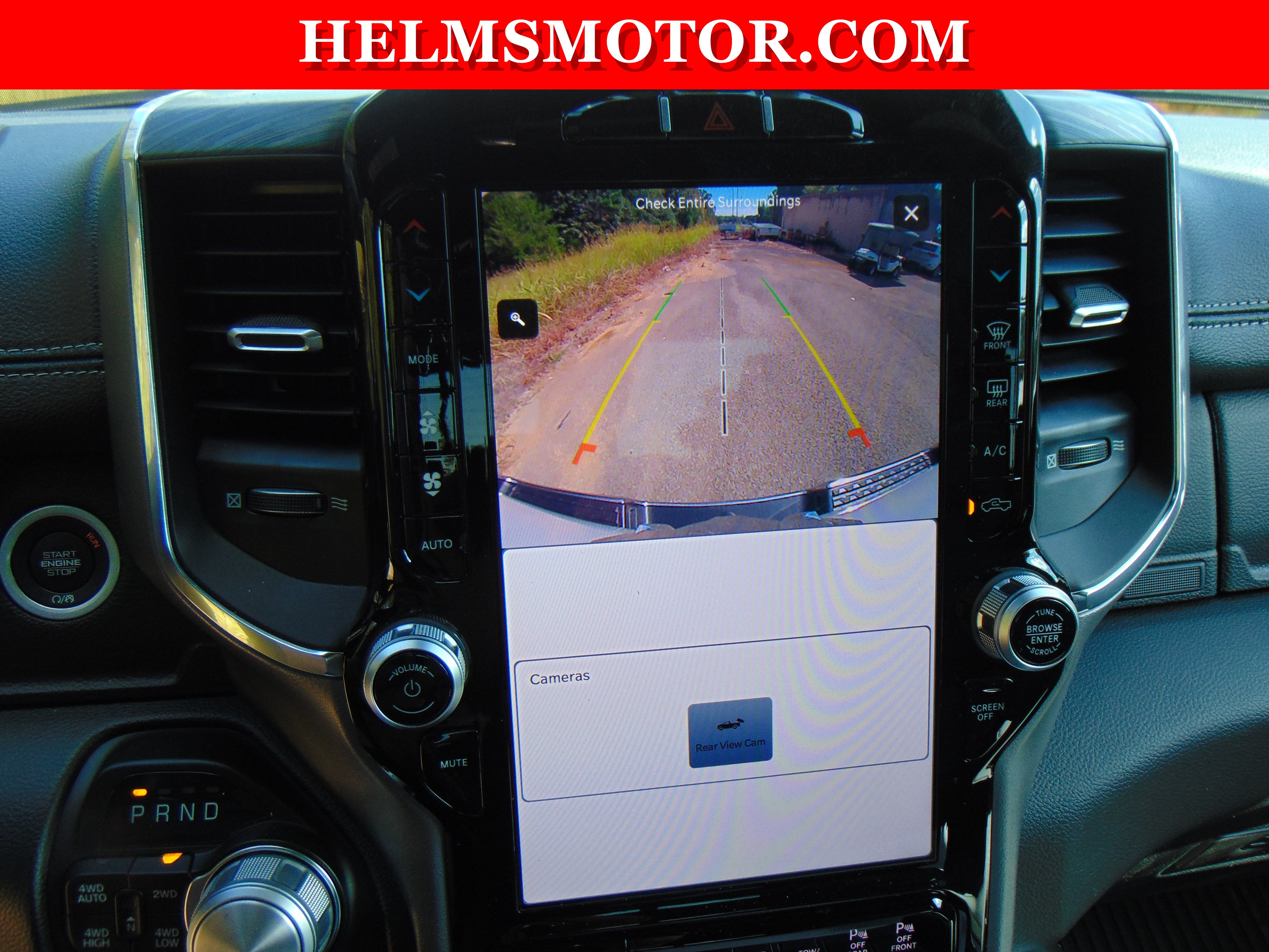 Used 2024 RAM 1500 Laramie AWD/4WD image 36