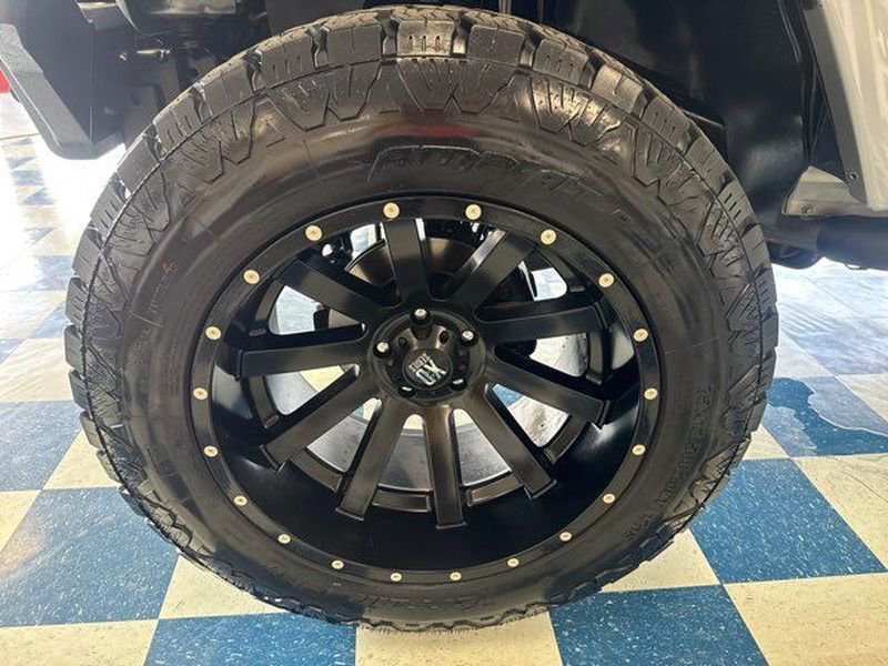 Used 2014 Jeep Wrangler Unlimited Sahara w/ Dual Top Group image 21