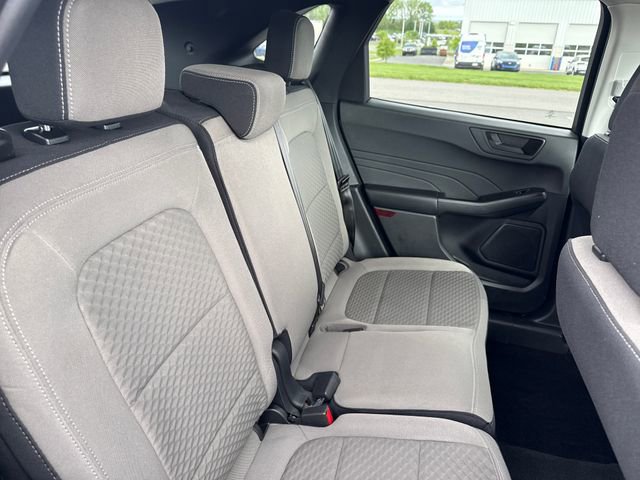 Used 2022 Ford Escape SE w/ Cold Weather Package AWD/4WD image 14