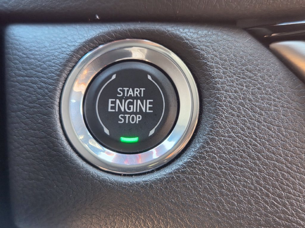 Used 2024 Cadillac XT4 Sport FWD image 23