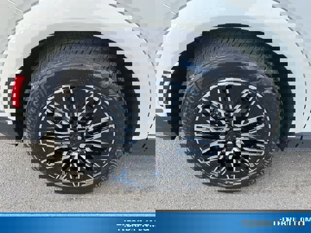 Used 2025 Ford Mustang Mach-E Premium image 11