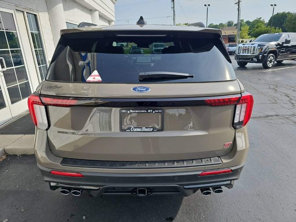 New 2026 Ford Explorer ST w/ Sun And Sound Package AWD/4WD image 5