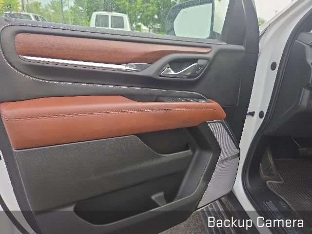 Used 2023 GMC Yukon Denali Ultimate AWD/4WD image 10