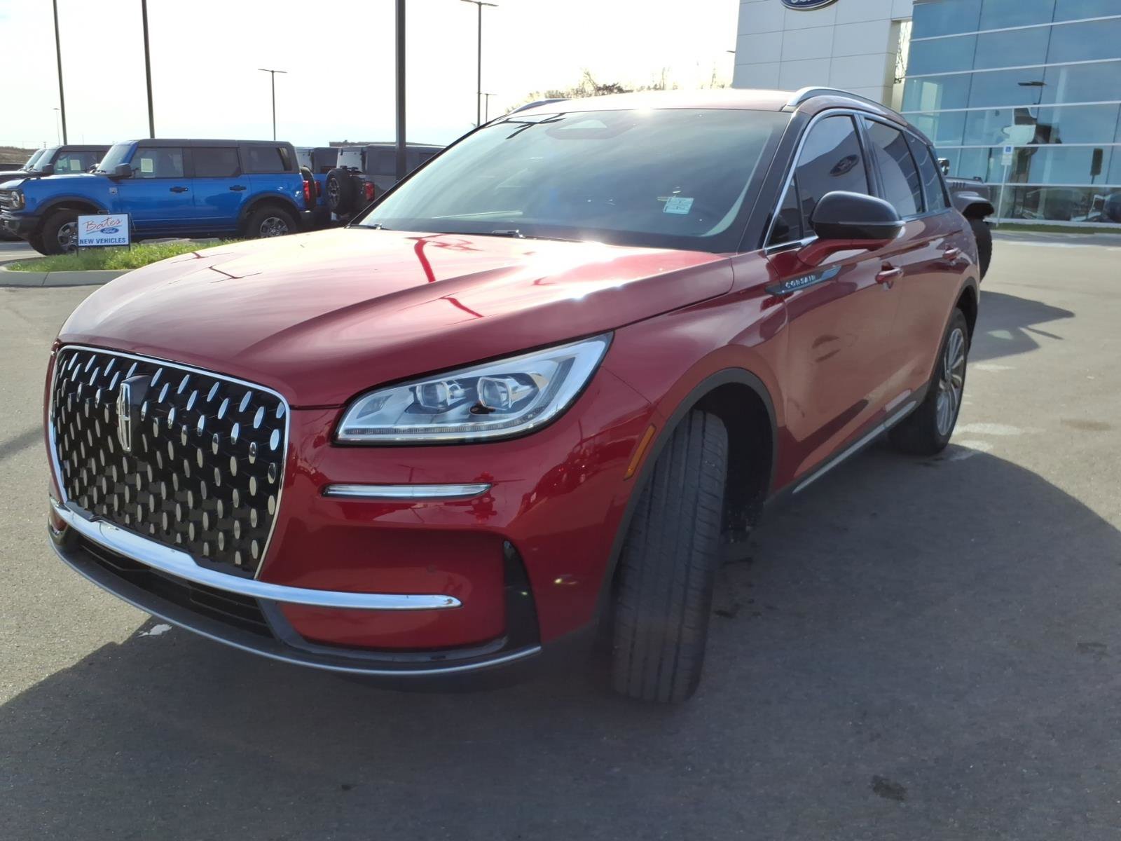 Used 2024 Lincoln Corsair Reserve w/ Equipment Group 201A FWD image 7