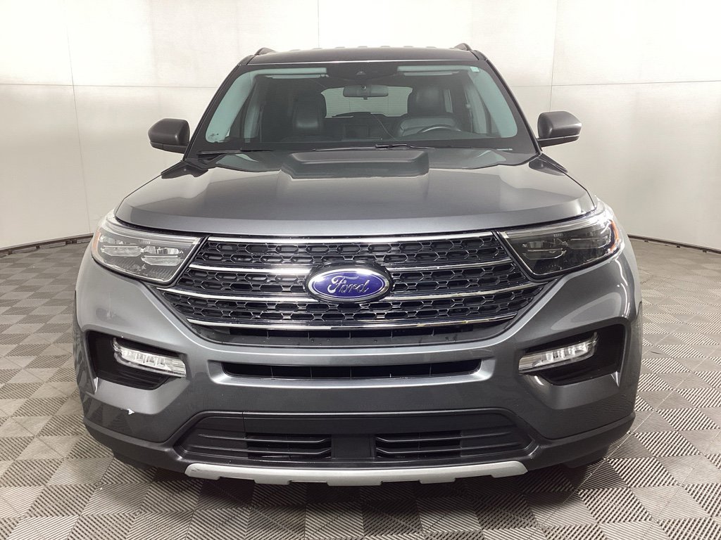 Used 2023 Ford Explorer XLT w/ Equipment Group 202A image 6