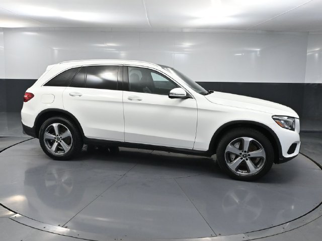 Used 2019 Mercedes-Benz GLC 300 image 3