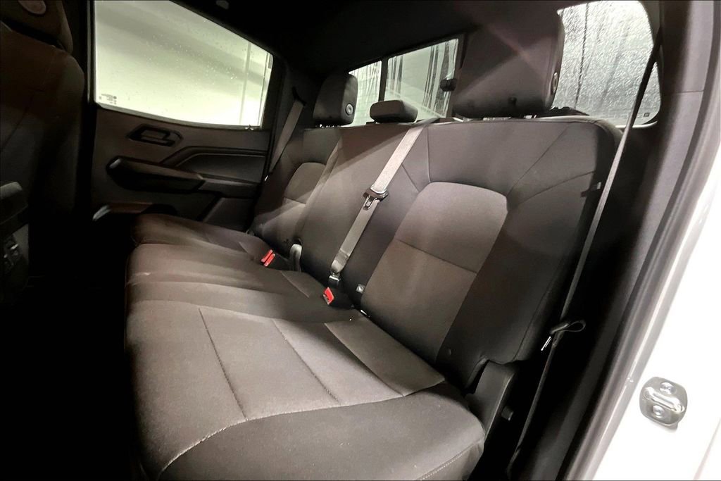 Used 2025 Chevrolet Colorado W/T image 35