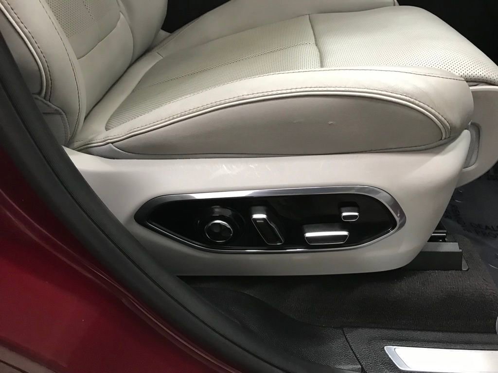 Used 2021 Jeep Grand Cherokee L Overland w/ Luxury Tech Group IV image 42