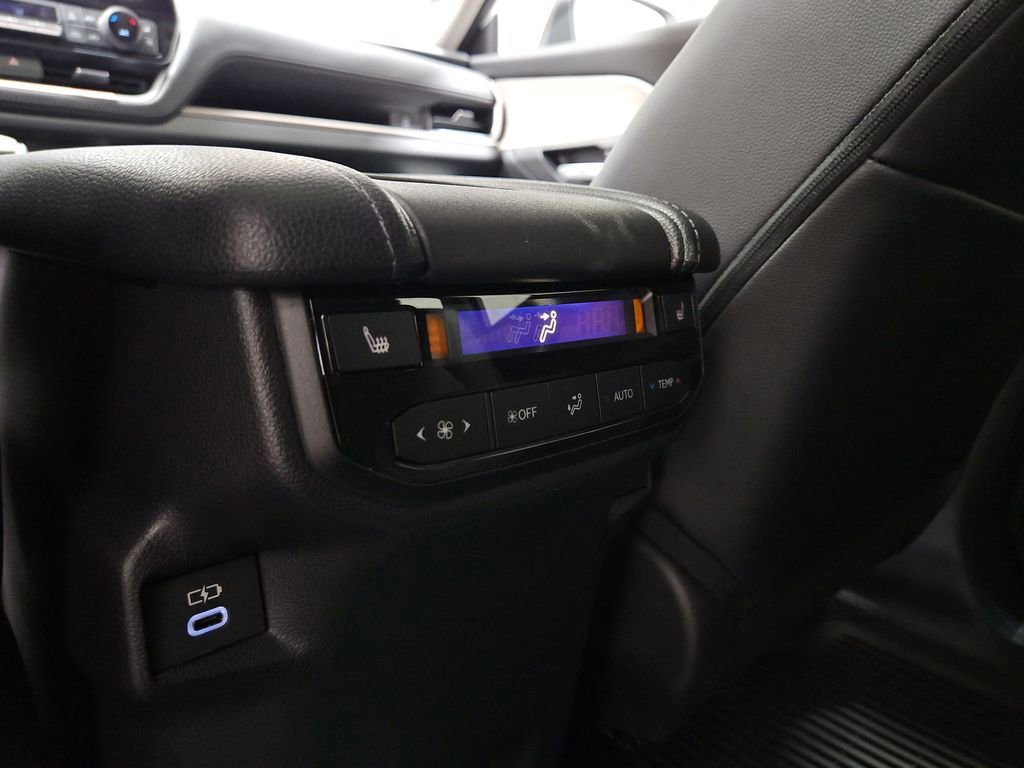 New 2026 Toyota Grand Highlander AWD Hybrid image 26