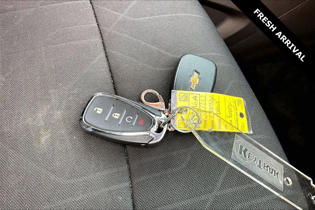 Used 2020 Chevrolet Trax LT w/ LT Convenience Package image 32