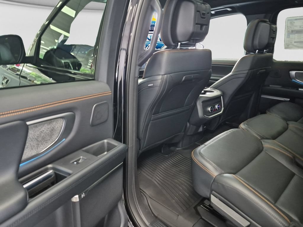 New 2027 Ford Expedition Tremor w/ Driver's Package AWD/4WD image 9
