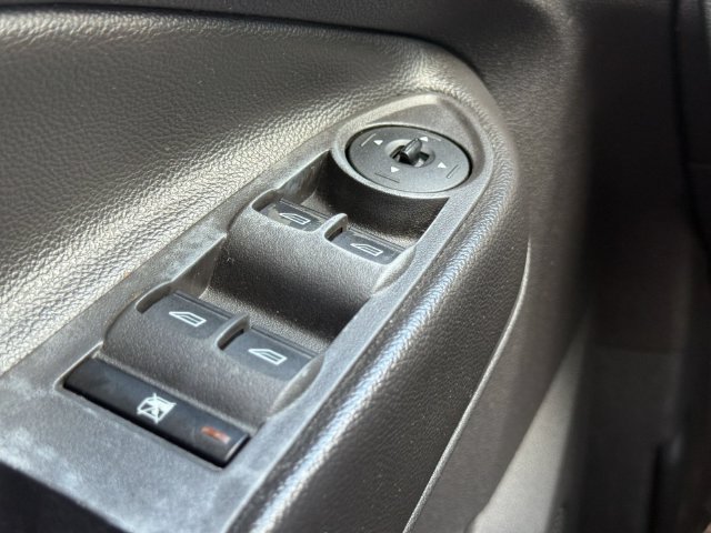 Used 2014 Ford Escape SE w/ Equipment Group 201A FWD image 22