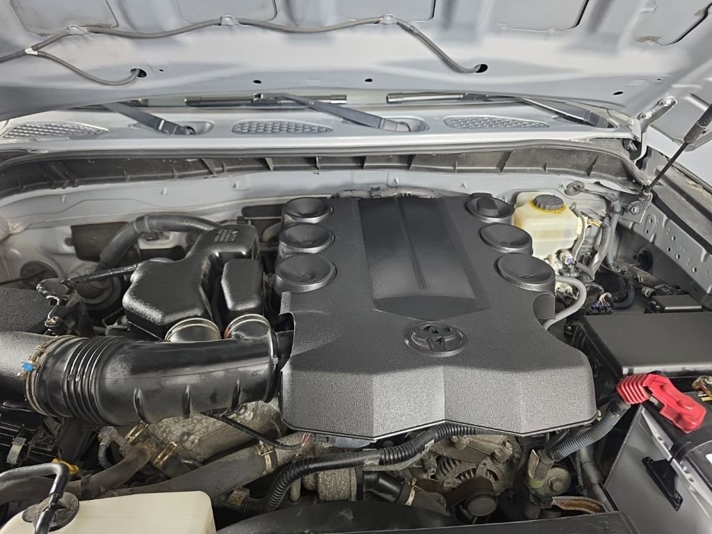 Used 2014 Toyota FJ Cruiser 4WD w/ Convenience Package image 9