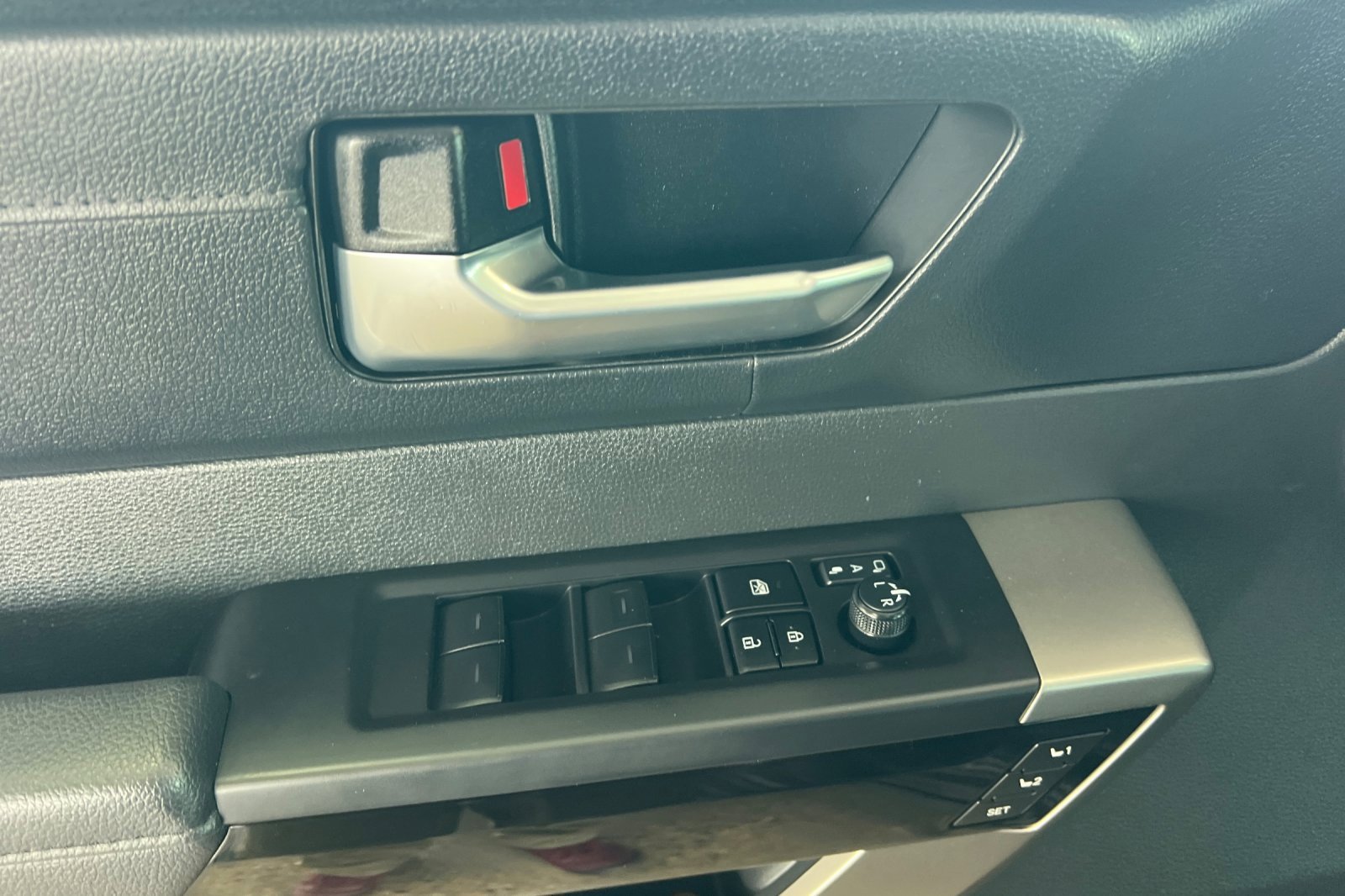 Certified 2025 Toyota Sequoia Limited w/ TRD Off-Road Package image 8