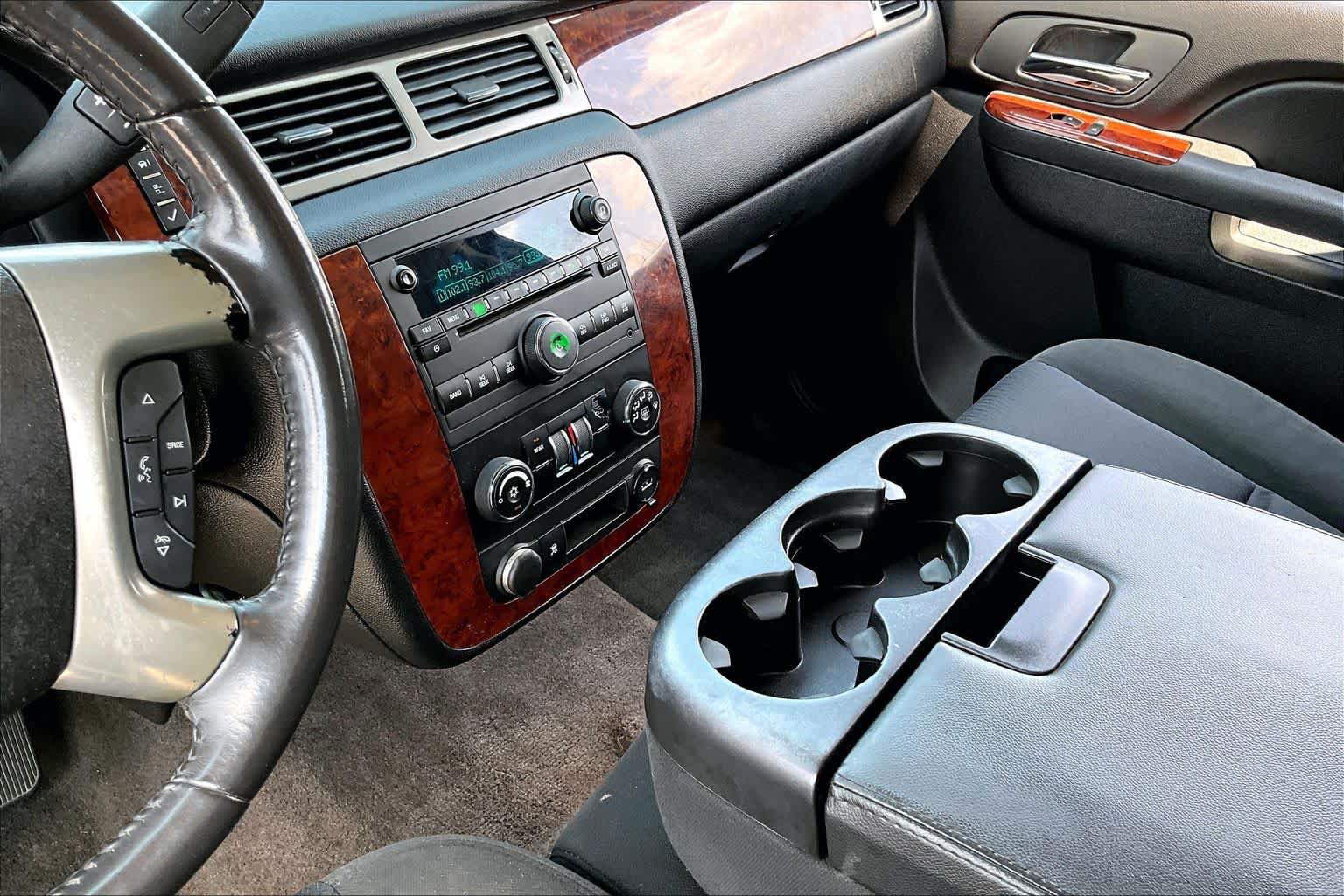 Used 2011 Chevrolet Tahoe LS RWD image 16