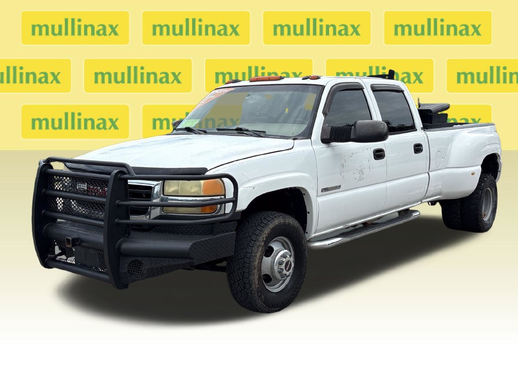 Used 2004 GMC Sierra 3500 SLT w/ Skid Plate Package AWD/4WD image 15