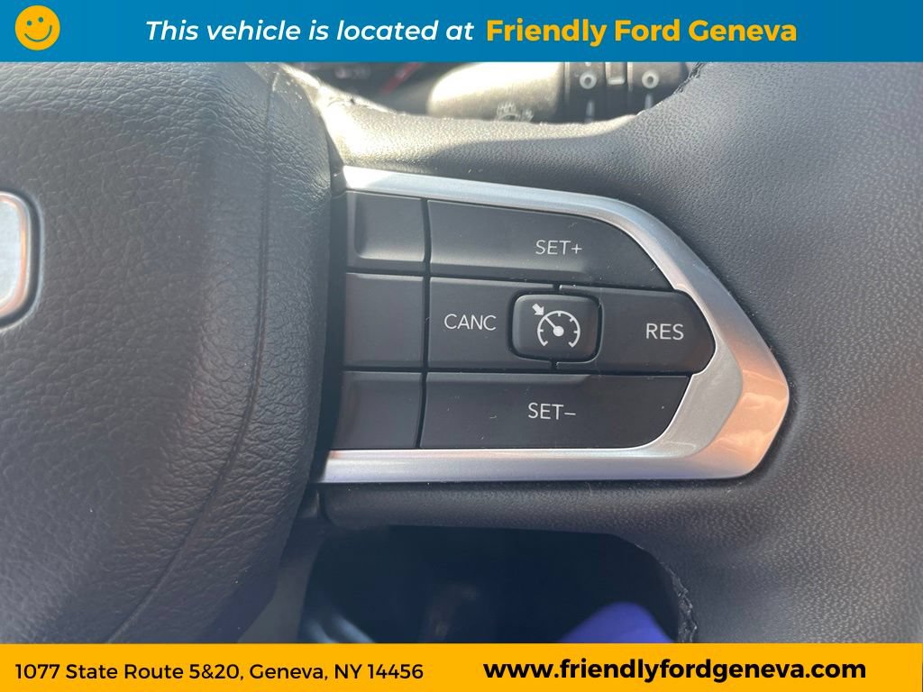 Used 2023 Jeep Compass Latitude w/ Convenience Group AWD/4WD image 18