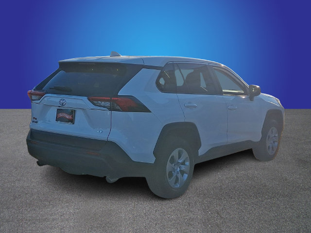 Used 2024 Toyota RAV4 LE FWD image 4