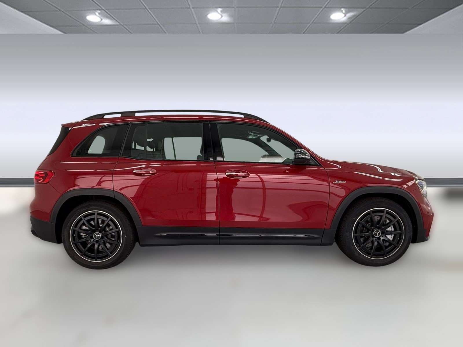 New 2026 Mercedes-Benz GLB 35 AMG 4MATIC image 7