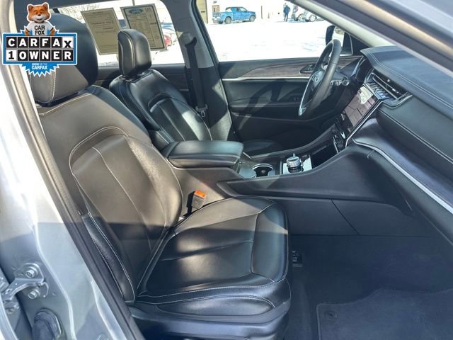 Used 2024 Jeep Grand Cherokee L Limited image 13