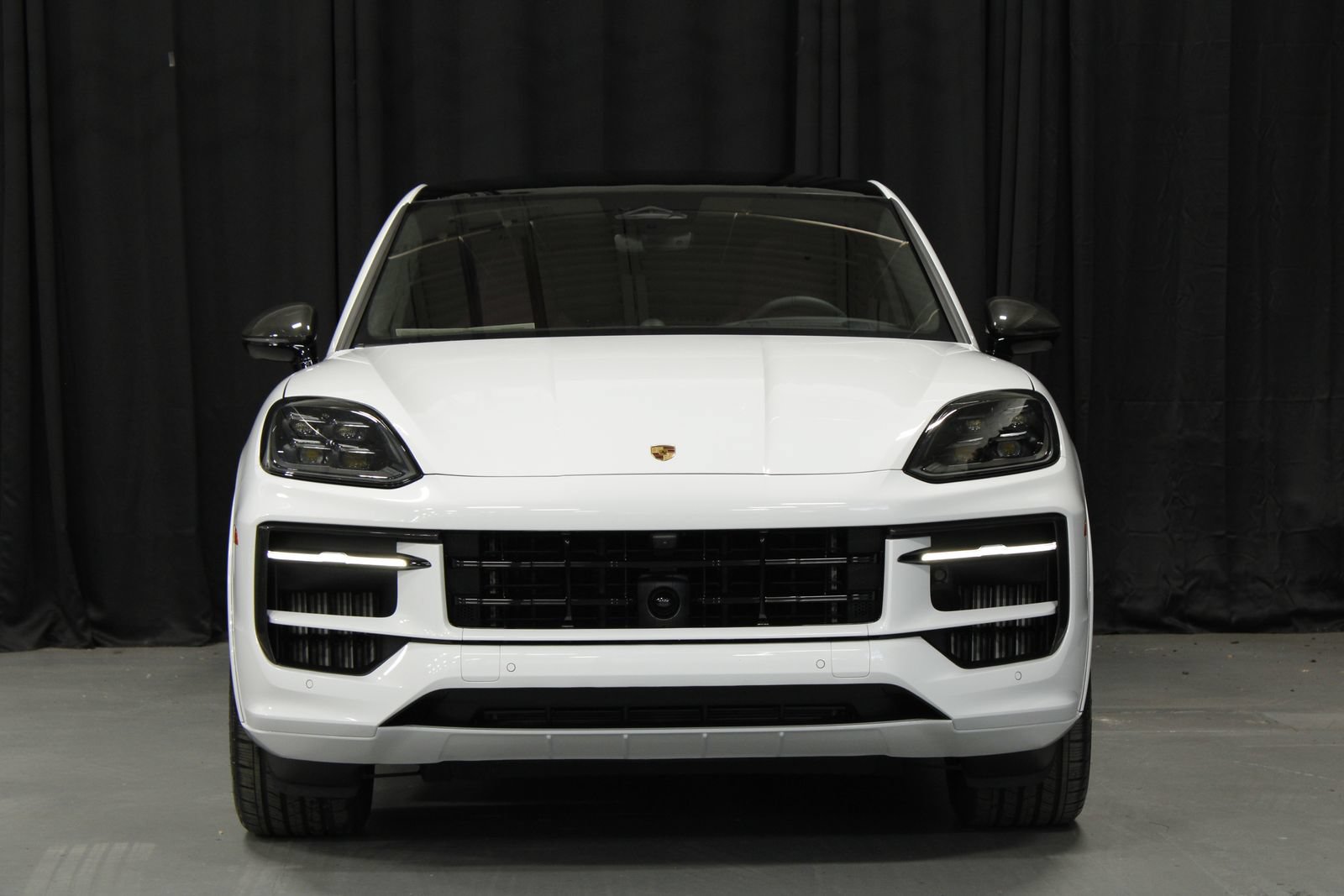 New 2026 Porsche Cayenne GTS AWD/4WD image 8