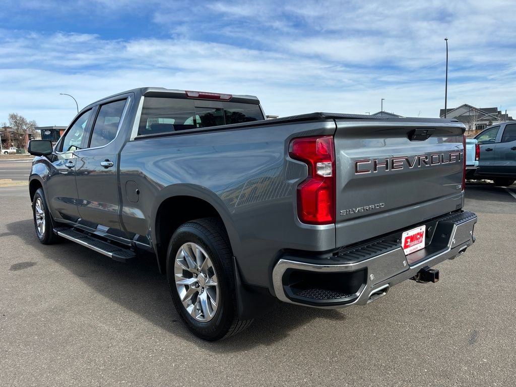 Used 2019 Chevrolet Silverado 1500 LTZ w/ LTZ Premium Package image 3