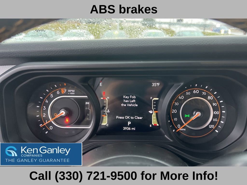 Used 2025 Jeep Gladiator Sport image 32