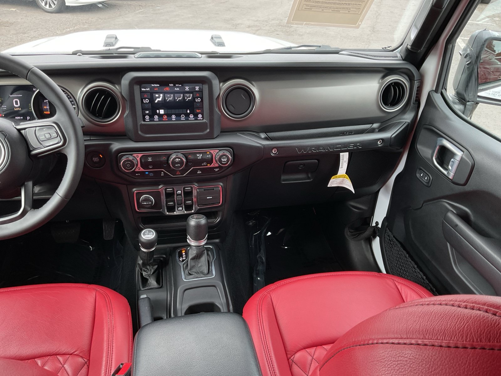 Used 2023 Jeep Wrangler Unlimited w/ Convenience Group AWD/4WD image 16