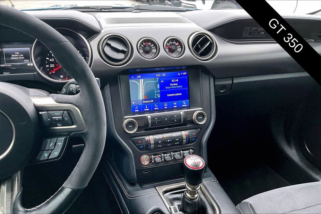 Used 2020 Ford Mustang Shelby GT350 w/ Technology Package image 9