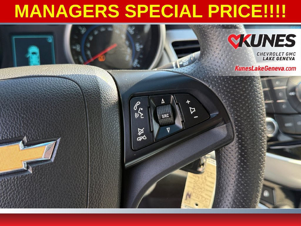 Used 2013 Chevrolet Cruze LS FWD image 15