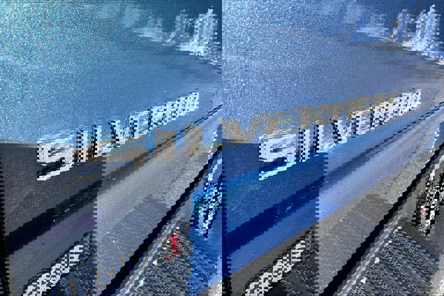 Used 2025 Chevrolet Silverado 2500 LT w/ Convenience Package image 9