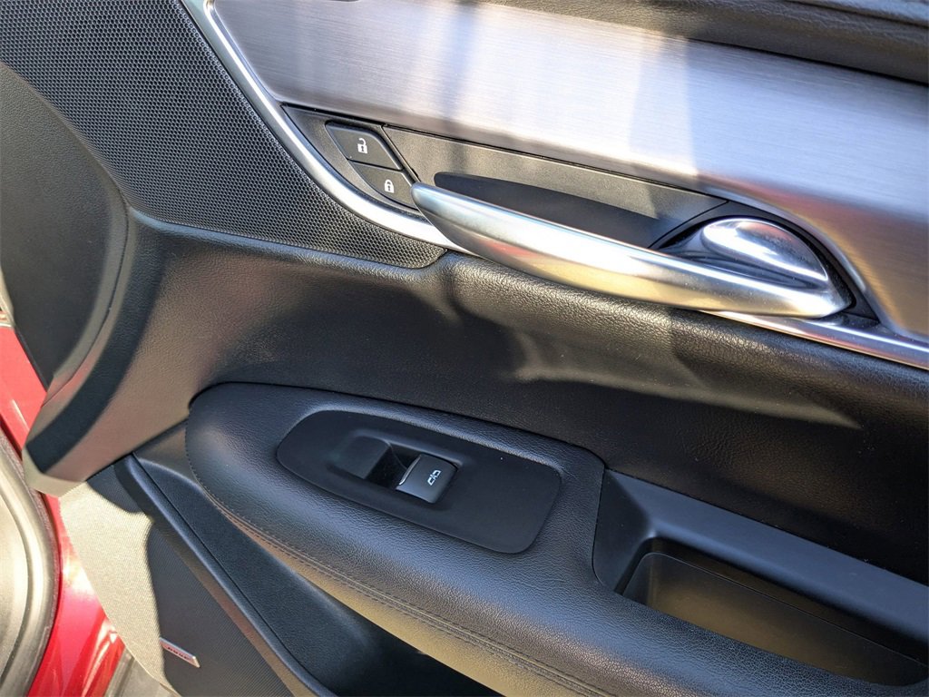 Used 2017 Cadillac XT5 Luxury w/ Driver Awareness Package image 28