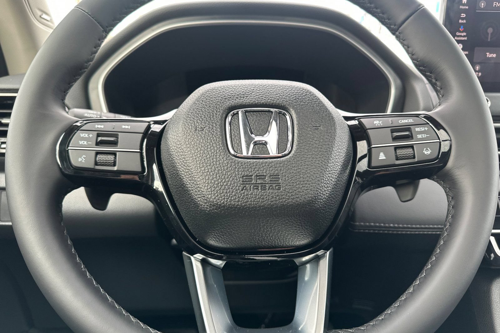 New 2026 Honda Pilot Touring image 43