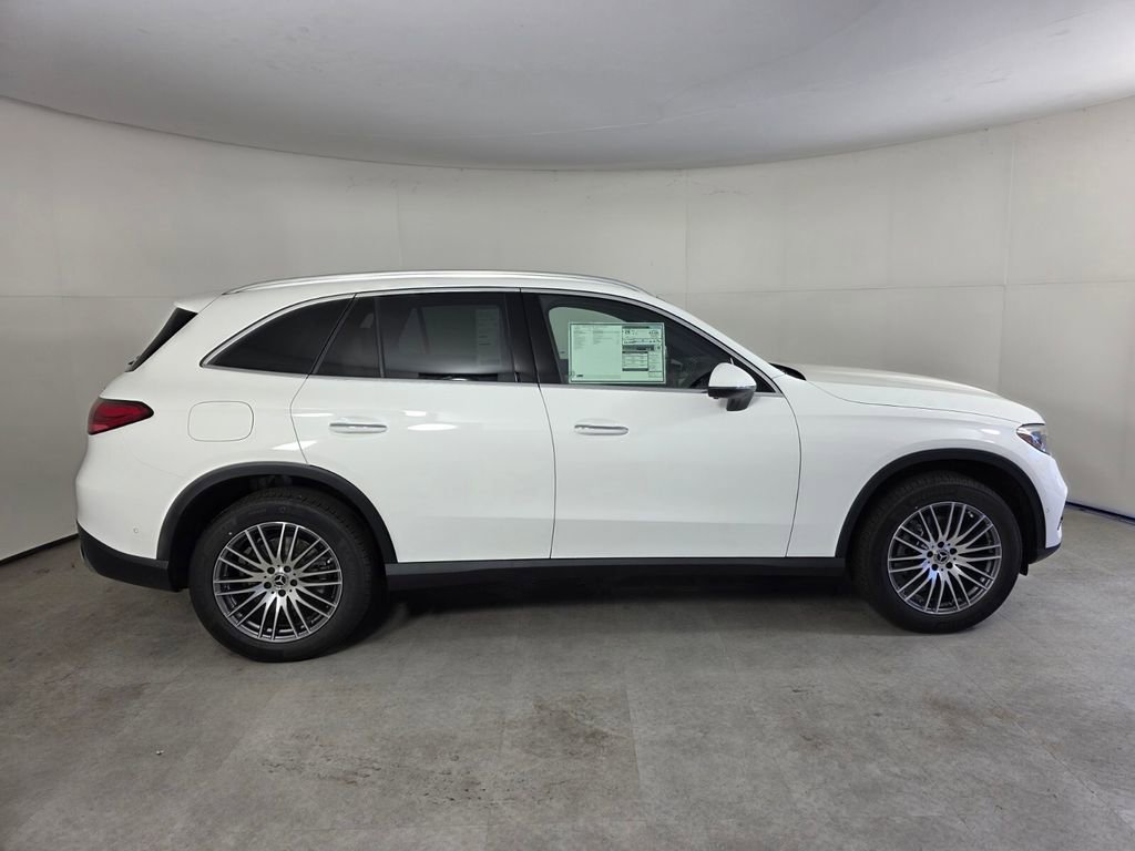 New 2026 Mercedes-Benz GLC 300 image 3