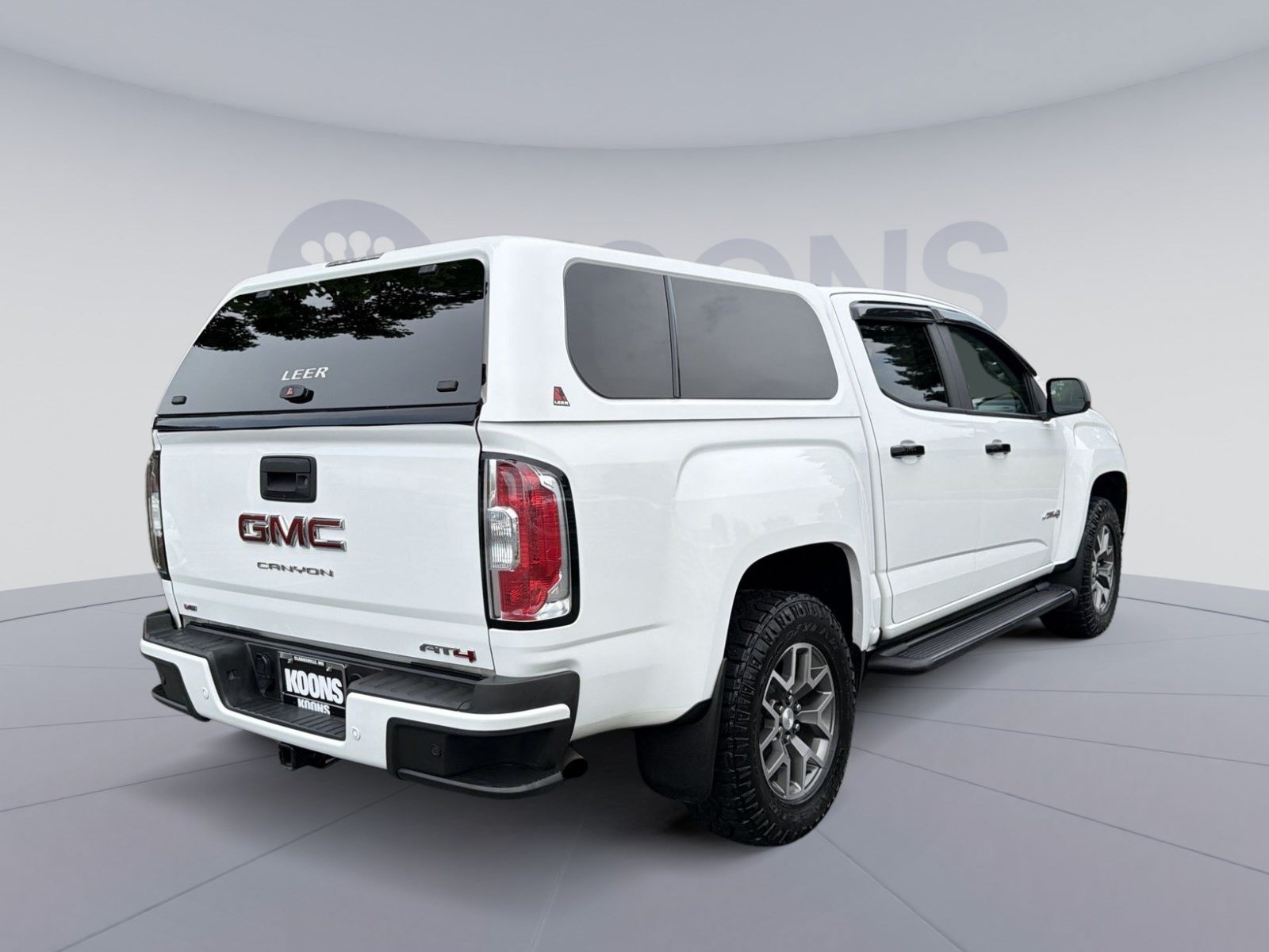 Used 2022 GMC Canyon AT4 w/ Trailering Package AWD/4WD image 7