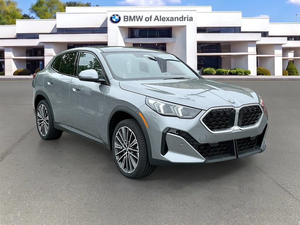 New 2026 BMW X2 xDrive28i w/ Technology Package AWD/4WD image 3