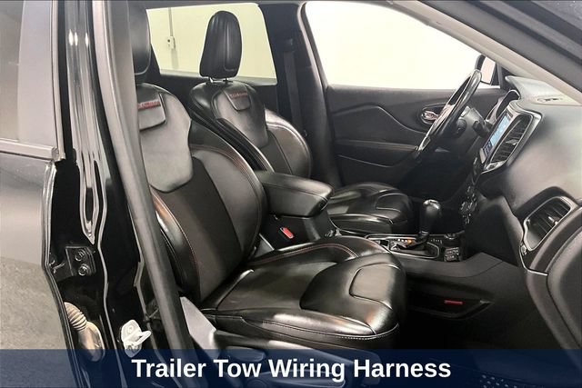 Used 2020 Jeep Cherokee Trailhawk w/ Comfort & Convenience Group AWD/4WD image 40