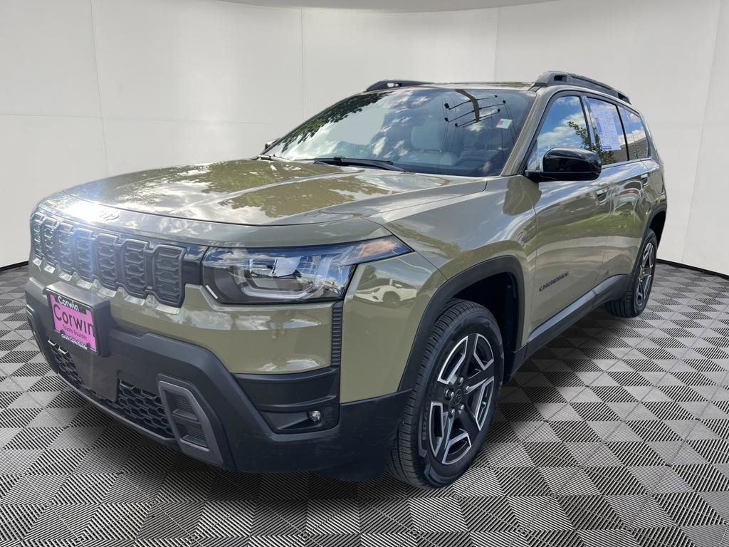 Used 2026 Jeep Cherokee Laredo AWD/4WD image 3