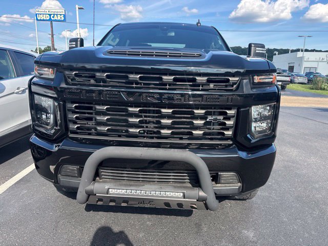 Used 2023 Chevrolet Silverado 2500 Custom w/ Custom Value Package AWD/4WD image 2