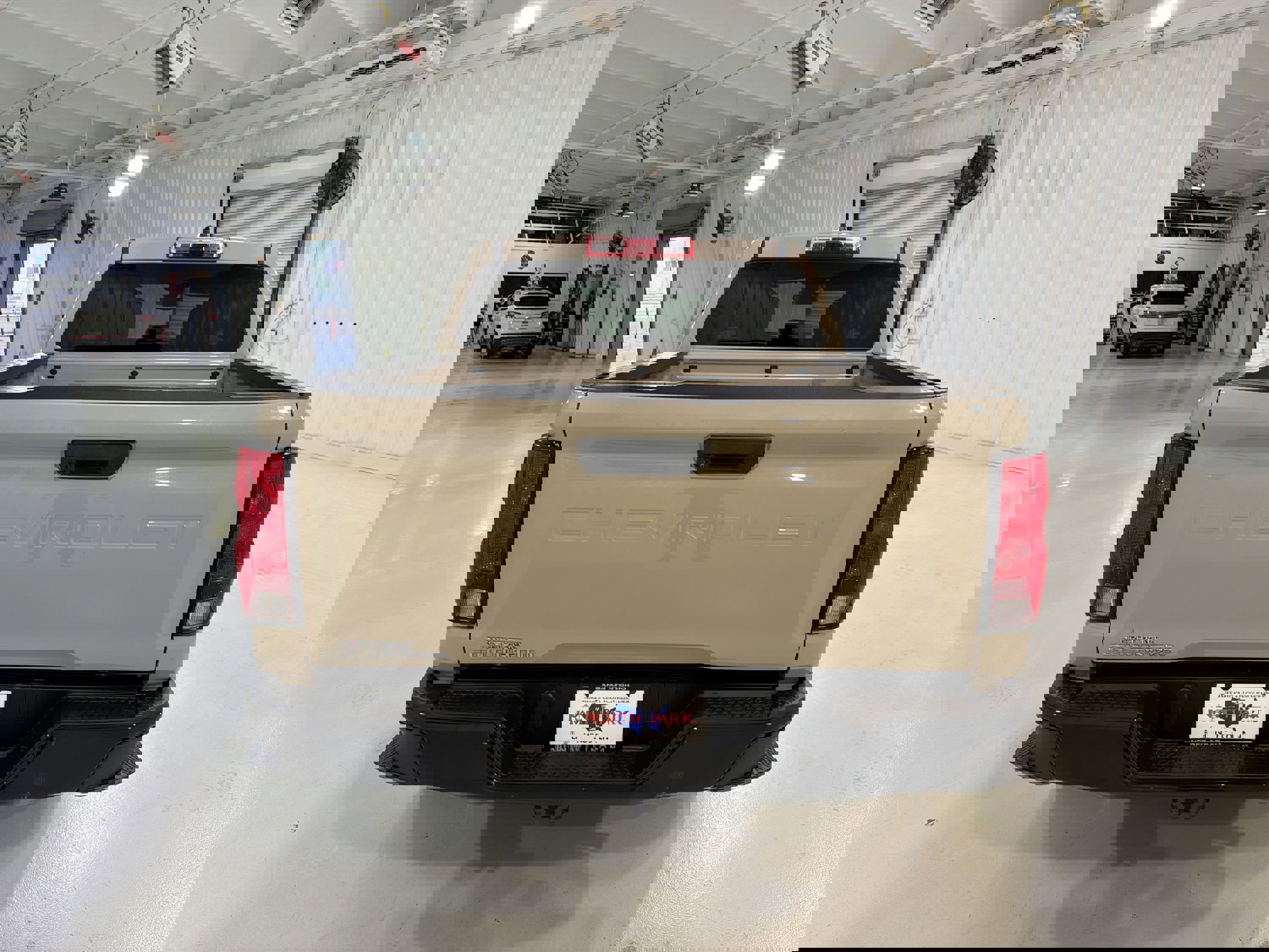 Used 2023 Chevrolet Colorado W/T image 26