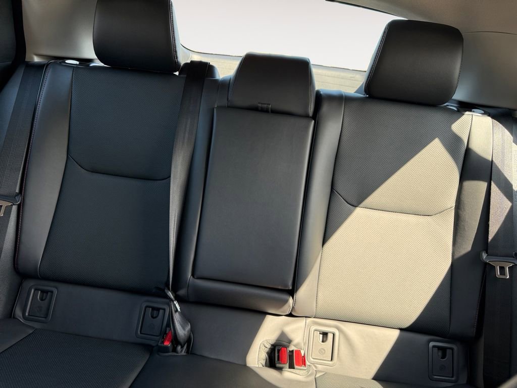 New 2026 Toyota Prius Plug-In Hybrid FWD image 13