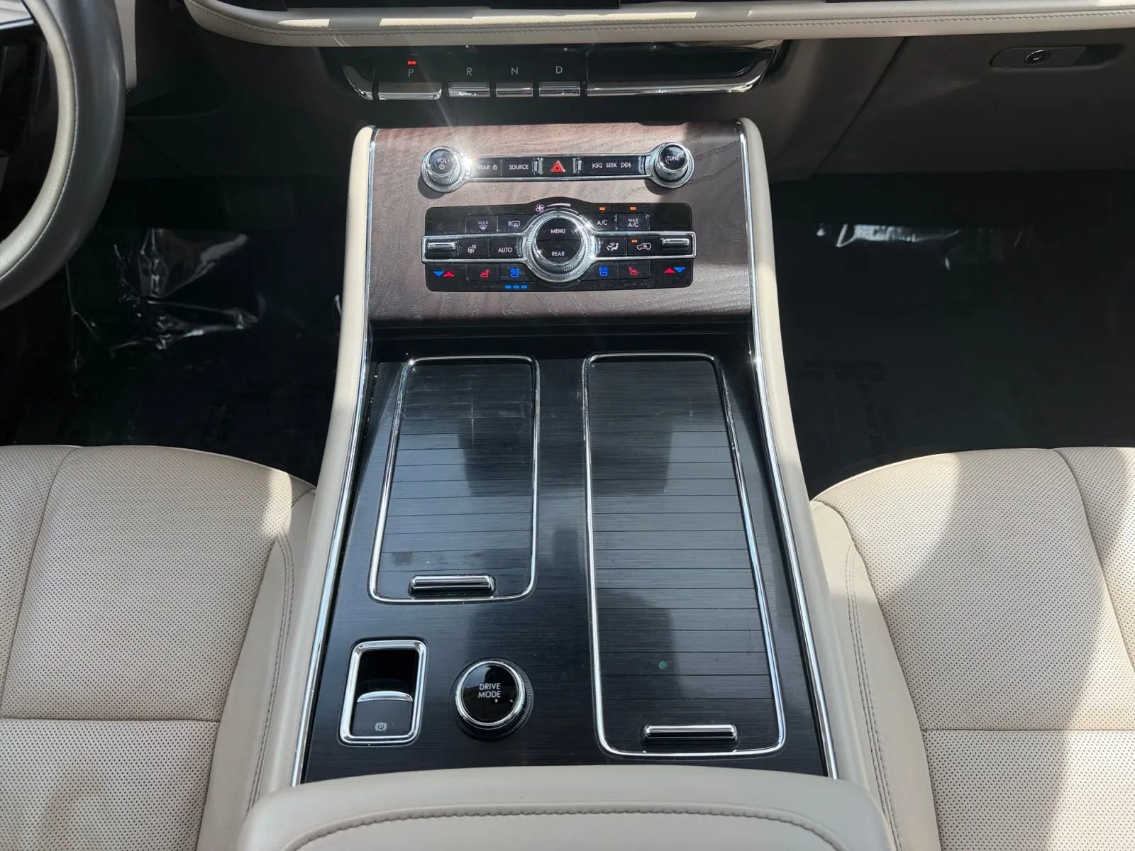Used 2022 Lincoln Aviator Reserve w/ Elements Package Plus RWD image 19
