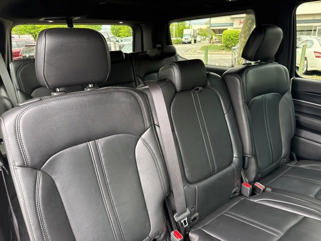 Used 2023 Jeep Wagoneer 4WD w/ Premium Group I image 26