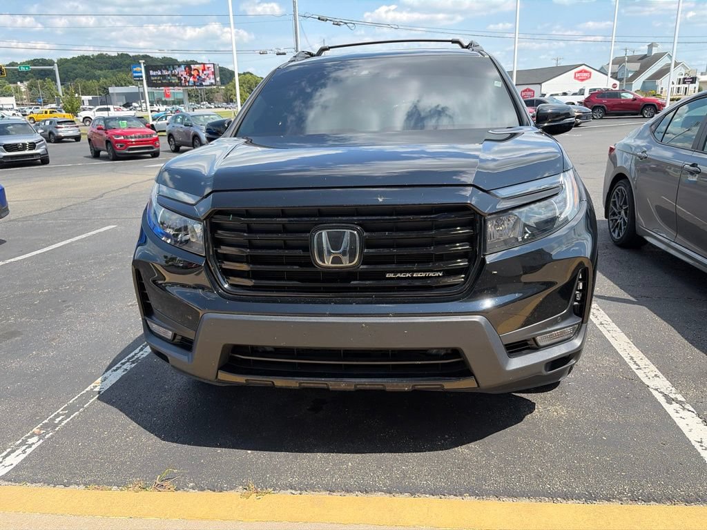 Used 2024 Honda Passport Black Edition image 3