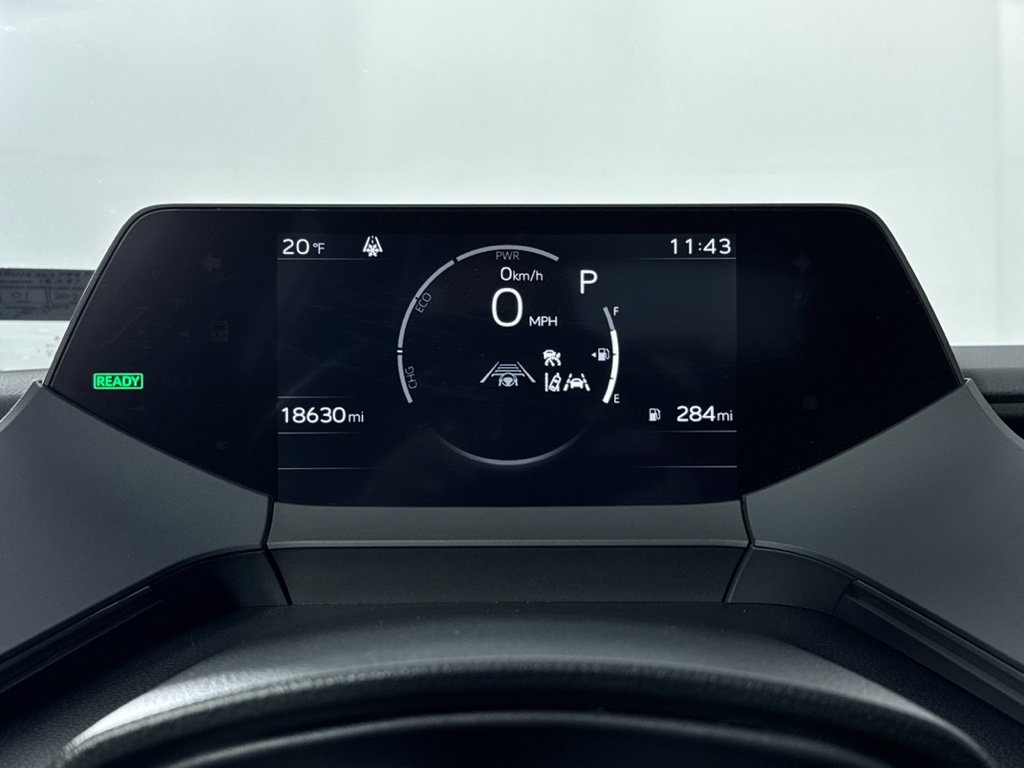 Used 2025 Toyota Prius LE image 10