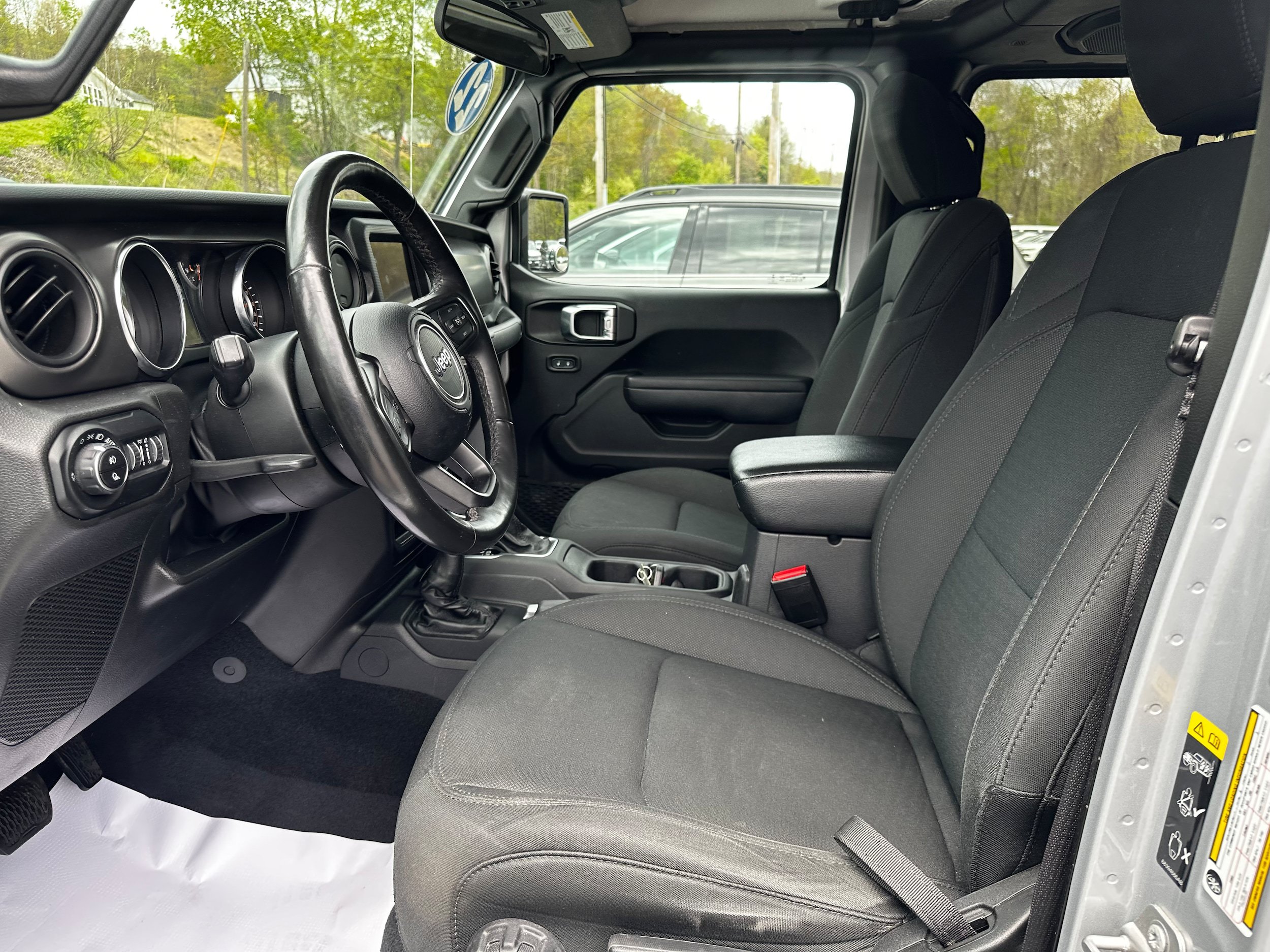 Used 2022 Jeep Gladiator Sport AWD/4WD image 27