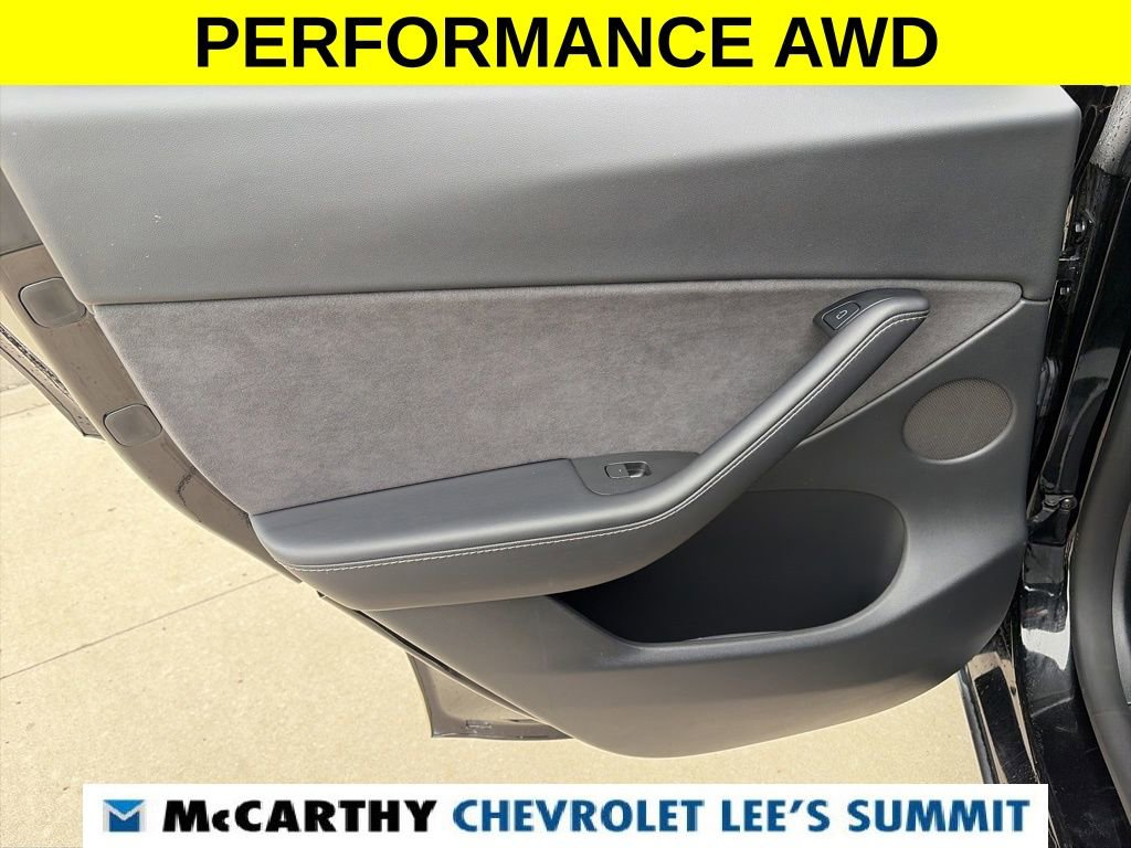 Used 2021 Tesla Model Y Performance image 31