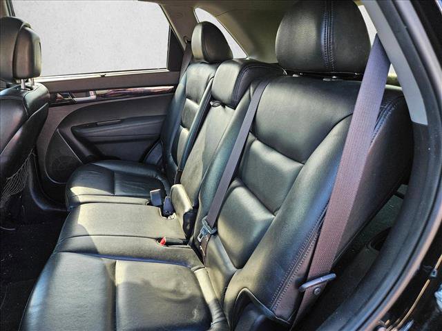 Used 2015 Kia Sorento LX image 18